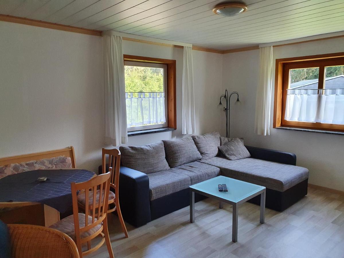 Ferienhaeuser & Bungalows - Naturcamp Meyersgrund Im Thueringer Wald Ilmenau Eksteriør bilde